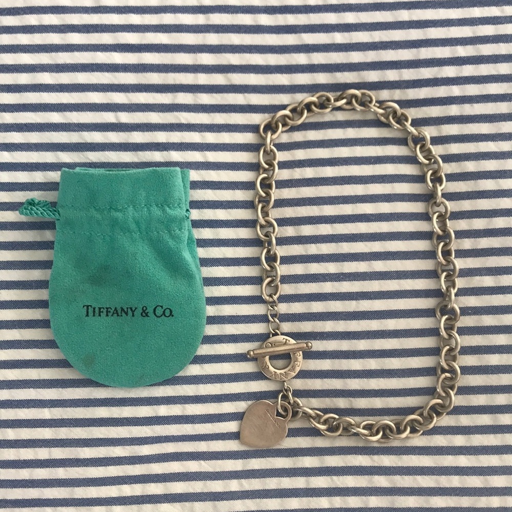 COPY - Tiffany & Co Silver heart chain necklace w…
